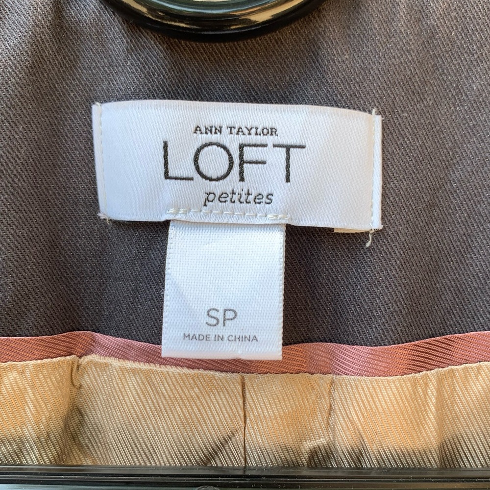 LOFT button up high collar satin lined trench coat - Picture 3 of 16